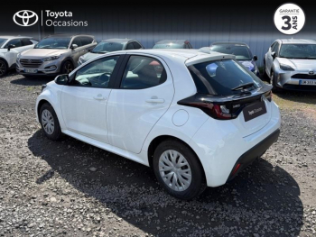 Photo 2 du bon plan TOYOTA Yaris 70 VVT-i Dynamic Business 5p MY22 occasion à 14990 €