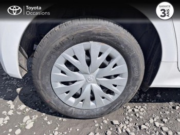Photo 16 du bon plan TOYOTA Yaris 70 VVT-i Dynamic Business 5p MY22 occasion à 14990 €