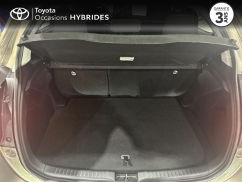 Photo 19 du bon plan TOYOTA Yaris 116h Design 5p Pack Confort occasion à 17990 €