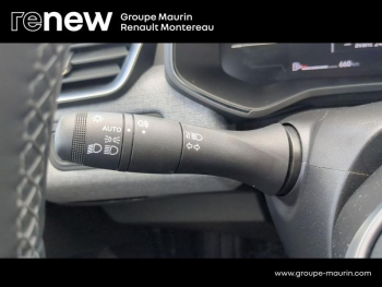 Photo 15 du bon plan RENAULT Clio 1.5 Blue dCi 100ch Evolution - 24 occasion à 16400 €