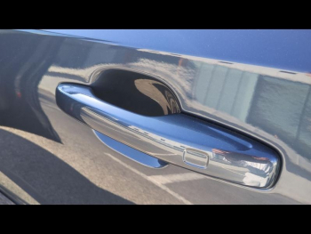 Photo 15 du bon plan VOLVO XC60 T6 Hybride Rechargeable 253 + 145ch Ultra Style Chrome Geartronic 8 AWD occasion à 51900 €