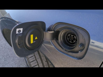 Photo 17 du bon plan VOLVO XC60 T6 Hybride Rechargeable 253 + 145ch Ultra Style Chrome Geartronic 8 AWD occasion à 51900 €
