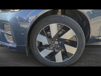 Photo 18 du bon plan VOLVO XC60 T6 Hybride Rechargeable 253 + 145ch Ultra Style Chrome Geartronic 8 AWD occasion à 51900 €