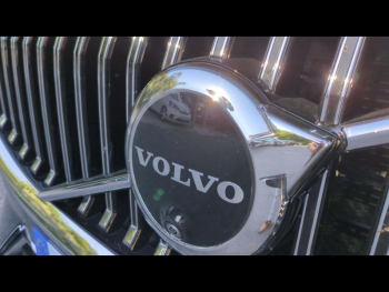 Photo 22 du bon plan VOLVO XC60 T6 Hybride Rechargeable 253 + 145ch Ultra Style Chrome Geartronic 8 AWD occasion à 51900 €