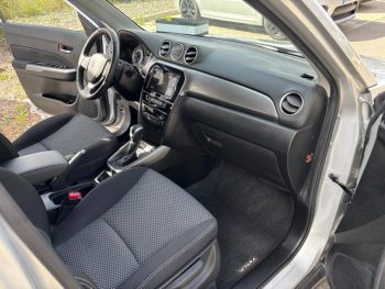 Photo 11 du bon plan SUZUKI Vitara 1.5 Dualjet Hybrid 115ch Privilège Auto occasion à 18990 €