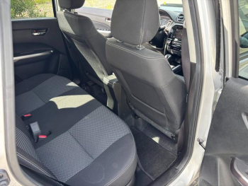 Photo 17 du bon plan SUZUKI Vitara 1.5 Dualjet Hybrid 115ch Privilège Auto occasion à 18990 €