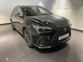 Photo 3 du bon plan LEXUS NX 450h+ Executive 4WD occasion à 40990 €