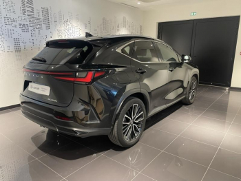 Photo 4 du bon plan LEXUS NX 450h+ Executive 4WD occasion à 40990 €