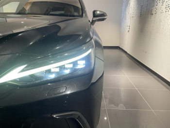 Photo 7 du bon plan LEXUS NX 450h+ Executive 4WD occasion à 40990 €