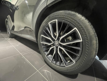 Photo 9 du bon plan LEXUS NX 450h+ Executive 4WD occasion à 40990 €