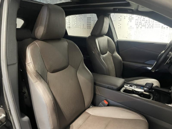 Photo 15 du bon plan LEXUS RX 450h+ Luxe 4WD Pack Technologie occasion à 67690 €