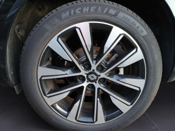 Photo 16 du bon plan RENAULT Espace 1.2 E-Tech full hybrid 200ch Techno 7 places - 24 occasion à 32500 €