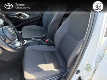 Photo 11 du bon plan TOYOTA Yaris 70 VVT-i Dynamic Business 5p MY22 occasion à 14990 €