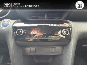 Photo 17 du bon plan TOYOTA Yaris Cross 116h Dynamic MY22 occasion à 21200 €