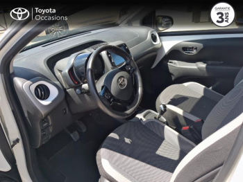 Photo 11 du bon plan TOYOTA Aygo 1.0 VVT-i 72ch x-play x-shift 5P MY19 occasion à 12390 €