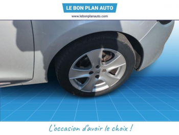 Photo 12 du bon plan RENAULT Clio 1.2 TCe 120ch energy Intens EDC 5p occasion à 8690 €