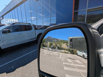 Photo 13 du bon plan FORD Tourneo Custom 320 L1H1 2.0 ECOBLUE 170ch TITANIUM 4x4 BVA8 RAMPE TPMR occasion à 61900 €