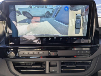 Photo 23 du bon plan FORD Tourneo Custom 320 L1H1 2.0 ECOBLUE 170ch TITANIUM 4x4 BVA8 RAMPE TPMR occasion à 61900 €