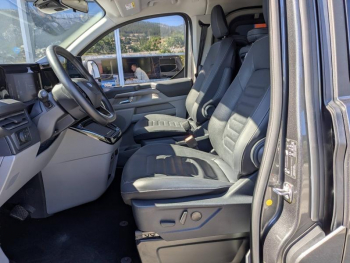 Photo 25 du bon plan FORD Tourneo Custom 320 L1H1 2.0 ECOBLUE 170ch TITANIUM 4x4 BVA8 RAMPE TPMR occasion à 61900 €