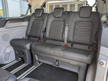 Photo 30 du bon plan FORD Tourneo Custom 320 L1H1 2.0 ECOBLUE 170ch TITANIUM 4x4 BVA8 RAMPE TPMR occasion à 61900 €