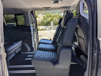 Photo 32 du bon plan FORD Tourneo Custom 320 L1H1 2.0 ECOBLUE 170ch TITANIUM 4x4 BVA8 RAMPE TPMR occasion à 61900 €