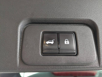 Photo 17 du bon plan NISSAN X-Trail e-Power 204ch Tekna occasion à 29970 €