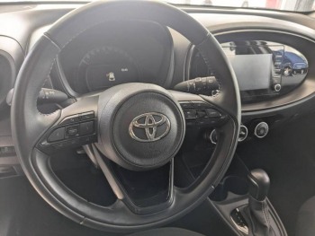 Photo 8 du bon plan TOYOTA Aygo X 1.0 VVT-i 72ch Dynamic S-CVT MY23 occasion à 15900 €