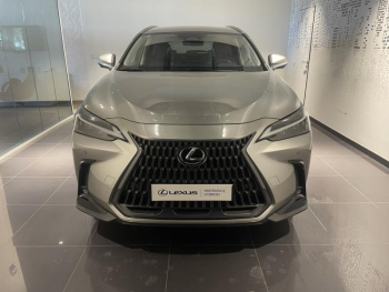 Photo 2 du bon plan LEXUS NX 350h Luxe 2WD occasion à 45990 €
