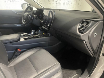 Photo 20 du bon plan LEXUS NX 350h Luxe 2WD occasion à 45990 €