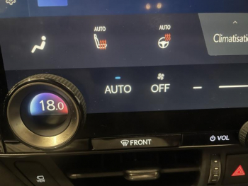 Photo 29 du bon plan LEXUS NX 350h Luxe 2WD occasion à 45990 €