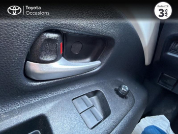 Photo 21 du bon plan TOYOTA Aygo X 1.0 VVT-i 72ch Dynamic S-CVT MY24 occasion à 15480 €