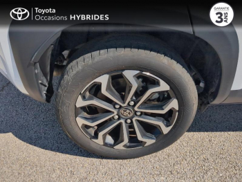 Photo 16 du bon plan TOYOTA Yaris Cross 116h Design MY22 occasion à 23990 €