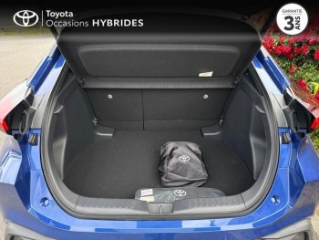 Photo 10 du bon plan TOYOTA C-HR 1.8 Hybride 140ch Graphic MY26 occasion à 32390 €