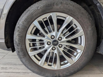 Photo 6 du bon plan FORD Kuga 2.5 Duratec 190ch FHEV E85 Vignale BVA occasion à 28190 €