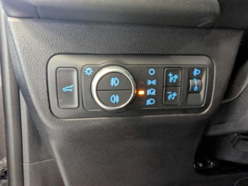 Photo 16 du bon plan FORD Kuga 2.5 Duratec 190ch FHEV E85 Vignale BVA occasion à 28190 €