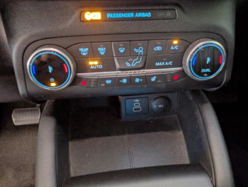 Photo 22 du bon plan FORD Kuga 2.5 Duratec 190ch FHEV E85 Vignale BVA occasion à 28190 €
