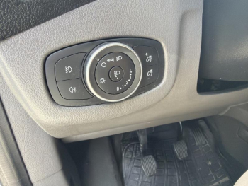 Photo 15 du bon plan FORD Transit Connect VUL L2 1.5 EcoBlue 100ch Trend Business occasion à 13990 €