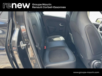 Photo 16 du bon plan RENAULT Twingo E-Tech Electric Urban Night R80 Achat Intégral - 21MY occasion à 11290 €