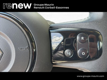 Photo 20 du bon plan RENAULT Twingo E-Tech Electric Urban Night R80 Achat Intégral - 21MY occasion à 11290 €