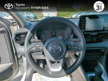 Photo 9 du bon plan TOYOTA Yaris 116h Dynamic 5p MC24 occasion à 18990 €