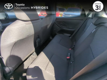 Photo 12 du bon plan TOYOTA Yaris 116h Dynamic 5p MC24 occasion à 18990 €
