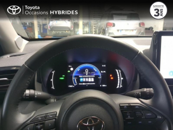 Photo 13 du bon plan TOYOTA Yaris 116h Design 5p MC25 occasion à 20990 €