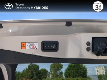Photo 20 du bon plan TOYOTA C-HR 2.0 Hybride 200ch Design MY25 occasion à 29990 €