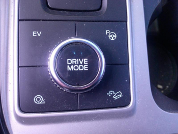 Photo 21 du bon plan FORD Explorer 3.0 EcoBoost 457ch Parallel PHEV ST-Line i-AWD BVA10 25cv occasion à 53900 €