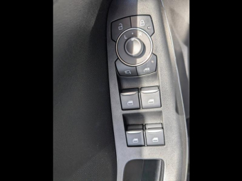 Photo 3 du bon plan FORD Puma 1.0 Flexifuel 125ch S&S mHEV Titanium occasion à 18995 €