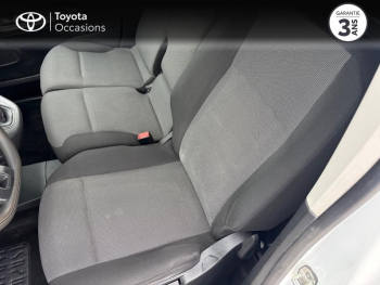Photo 11 du bon plan TOYOTA PROACE CITY Medium 100 D-4D Dynamic RC23 occasion à 12490 €