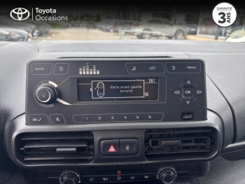 Photo 15 du bon plan TOYOTA PROACE CITY Medium 100 D-4D Dynamic RC23 occasion à 12490 €