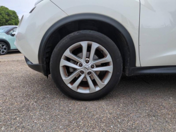 Photo 5 du bon plan NISSAN Juke 1.2 DIG-T 115ch Dark Sound occasion à 11990 €