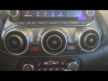 Photo 28 du bon plan NISSAN Juke 1.6 Hybrid 143ch Tekna 2023.5 occasion à 21890 €