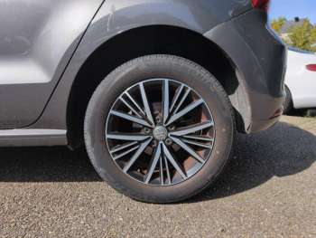 Photo 11 du bon plan VOLKSWAGEN Polo 1.4 TDI 90ch BlueMotion Technology Allstar 5p occasion à 9990 €
